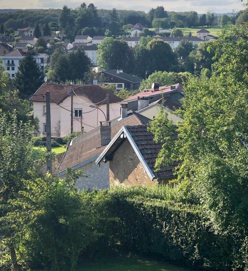 Chambres Et Table D'Hotes Vie La Vie Bains-les-Bains Exterior foto